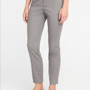 Women’s Old Navy pixie cut ankle pants